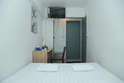Standard Double Room — Happy Inn Patong